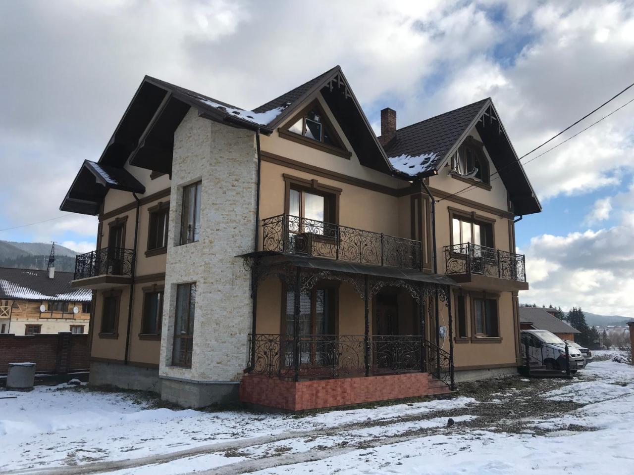 Hotel Чорногора Worochta Exterior foto